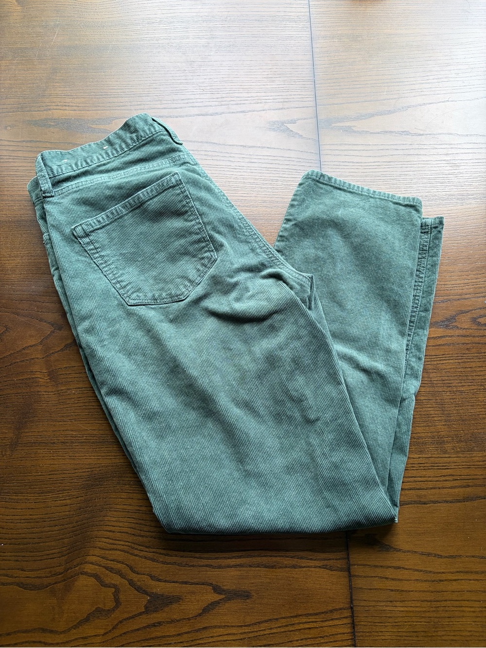 American Eagle Women’s Green Corduroy Pants Straight Leg Size 8